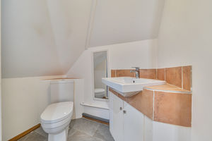 Photo 10- click for photo gallery